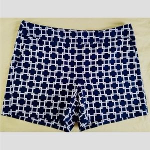 ANN TAYLOR New - Riviera Navy Blue Geometric Print Shorts 10